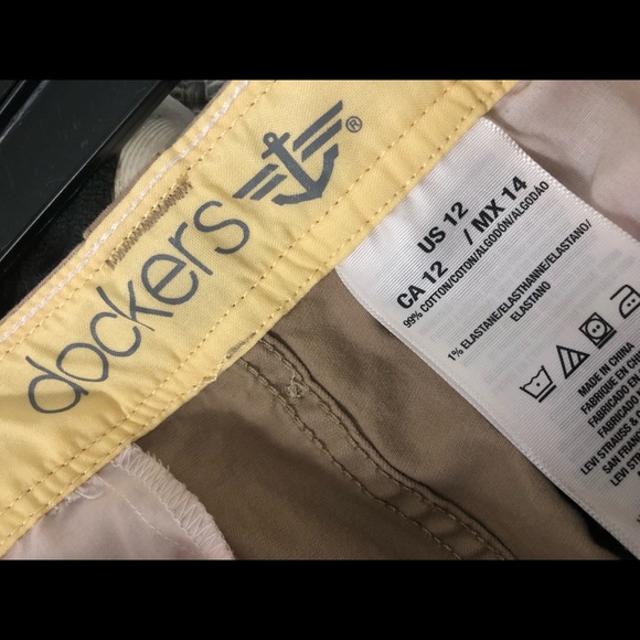 Docker shorts - Picture 3 of 3